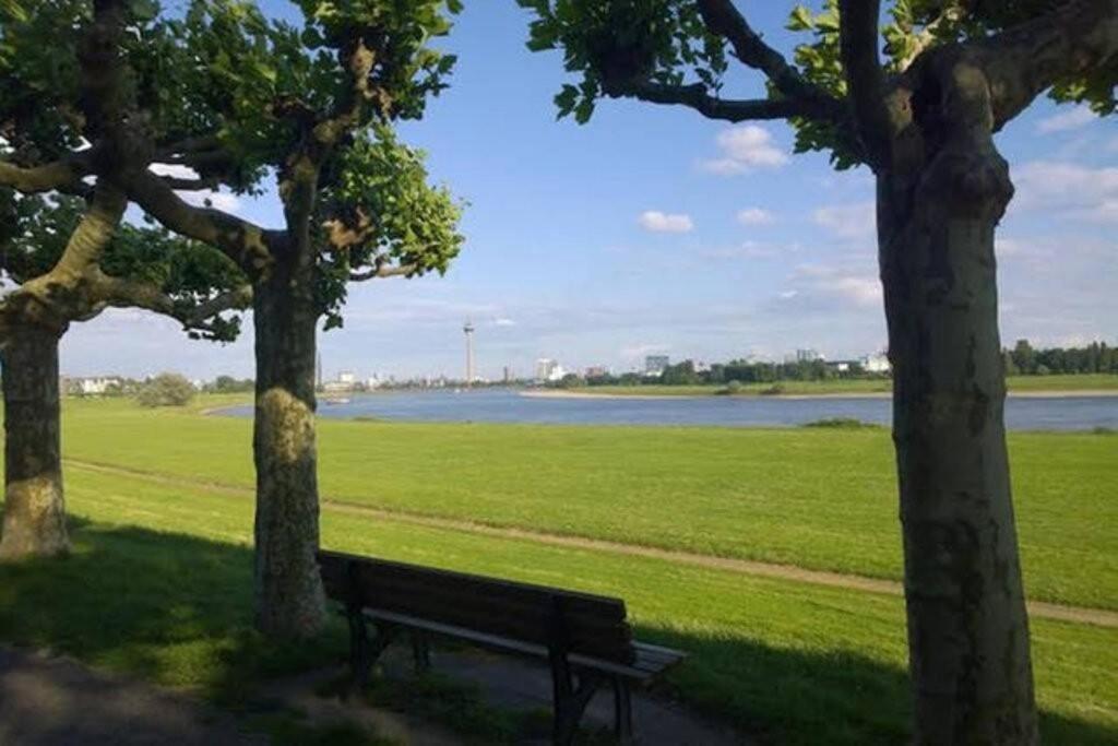 Apartment 120 Qm -3 Schlafzimmer-2 Baeder- Fuer 7 Gaeste Düsseldorf Dış mekan fotoğraf